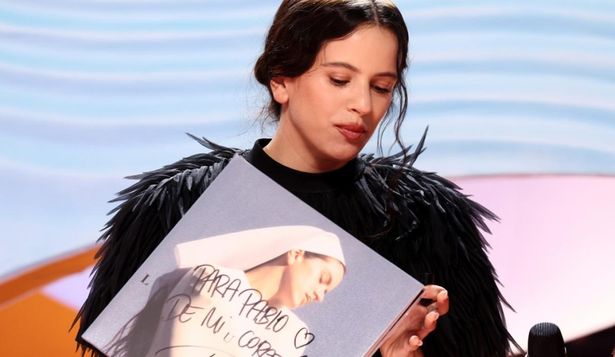 La española Rosalía, en la presentación de su dic Lux en Valencia.