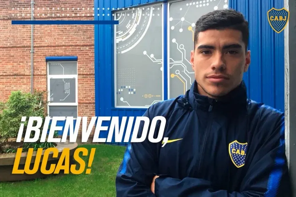 Lucas Olaza con los colores de Boca