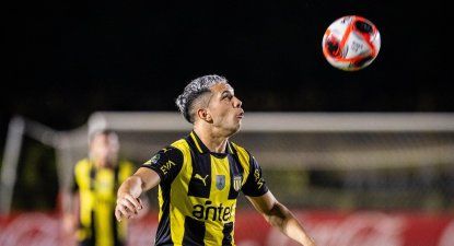 Peñarol vs Plaza Colonia