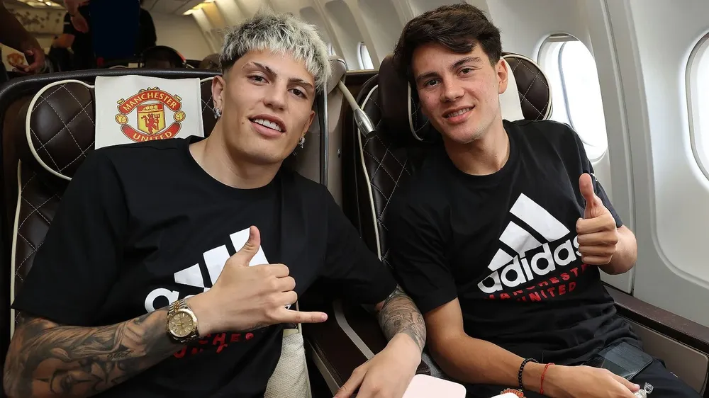 Alejandro Garnacho y Facundo Pellistri