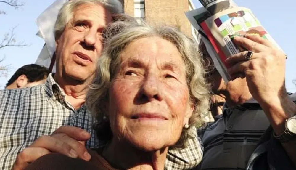 En promedio, los uruguayos se jubilan hoy con 64 años y siete meses.