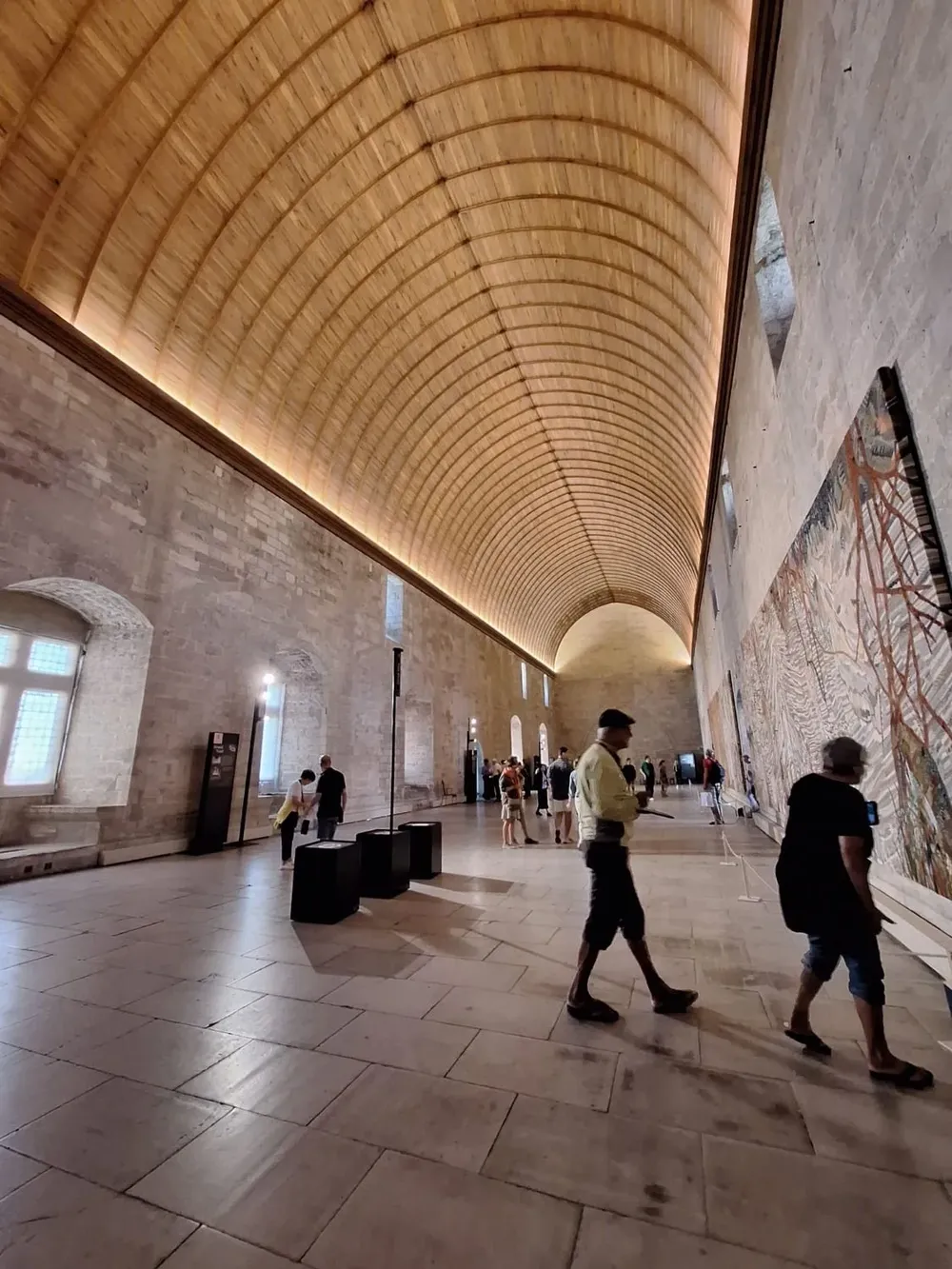 Postales de Avignon, la casa de Los Teros en Francia