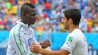 Balotelli y Suárez antes de enfrentarse en el Mundial de Brasil 2014