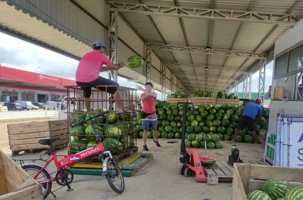 En la Plaza de Sandías de la UAM trabajan 14 comerciantes.