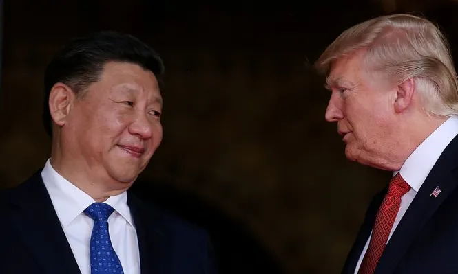 Aranceles: un nuevo duelo entre las administraciones lideradas por Xi Jinping y Donald Trump.