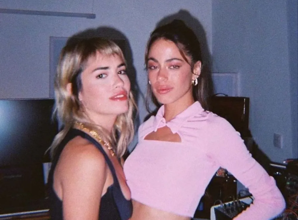 Lali Espósito y Tini Stoessel