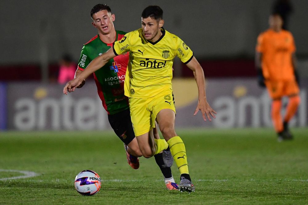 Lucas Ferreira en Boston River vs Peñarol Lucas Ferreira en Boston River vs Peñarol