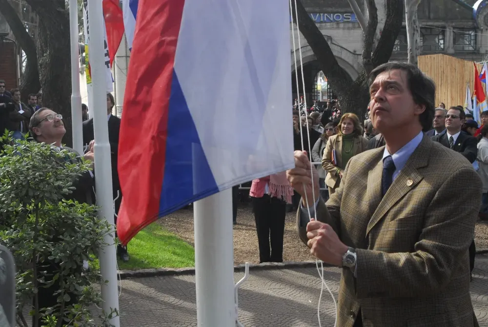 Mattos considera un retroceso la decisión de INAC