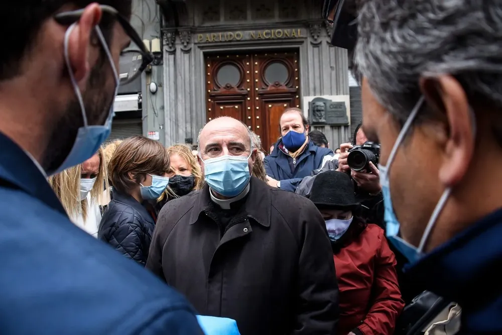Daniel Sturla en el cortejo de Jorge Larrañaga