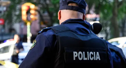 La policía detuvo a los dos asaltantes