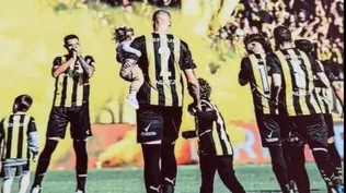 Leo Coelho y sus hijos