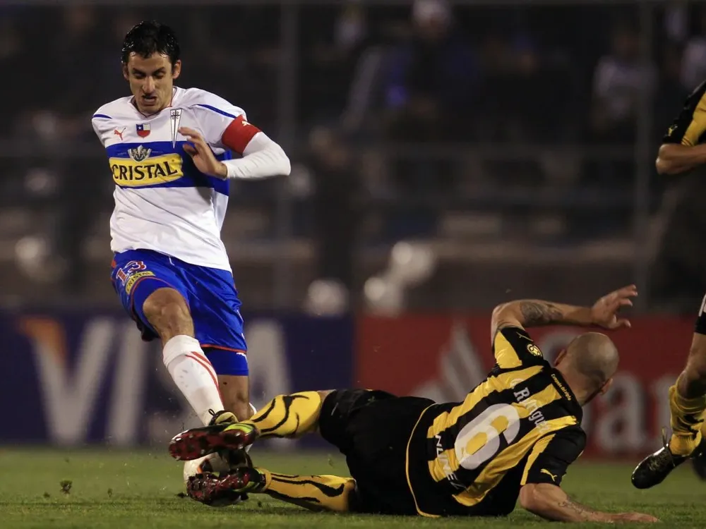 Durísimo partido en Chile