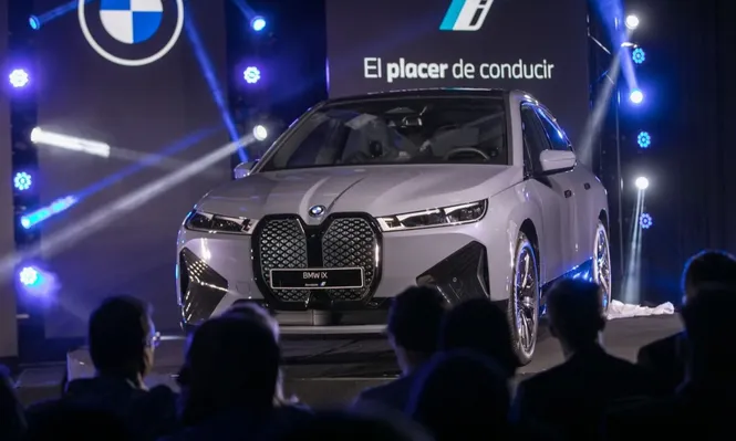 BMW Group entra en la segunda fase de su estrategia de electrificación rumbo a 2030 con este nuevo modelo