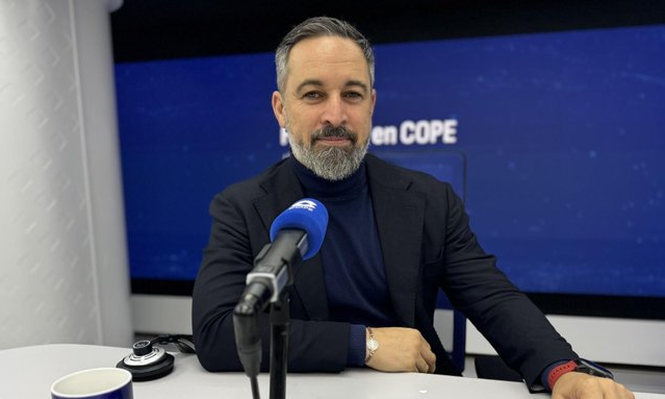 Santiago Abascal en una entrevista con Cadena Cope