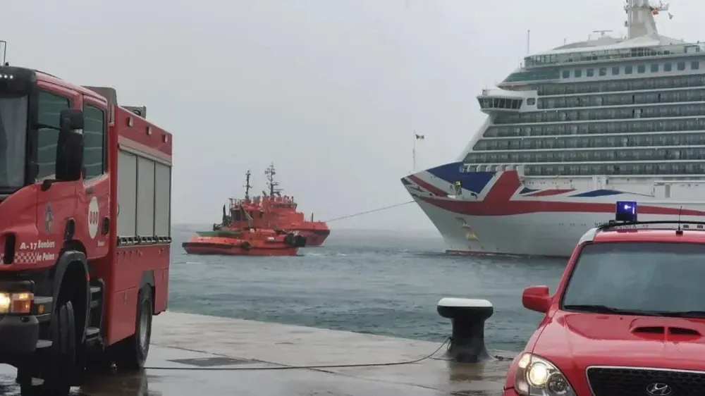 Un crucero se soltó de las amarras en Mallorca.