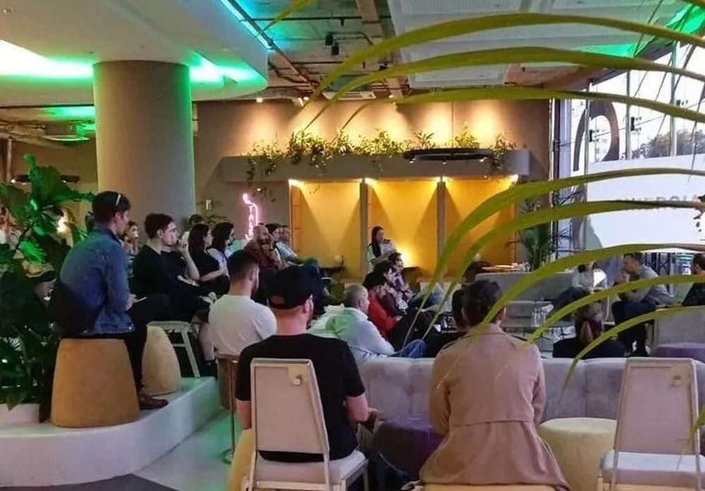 Conversatorio en Sinergia Faro