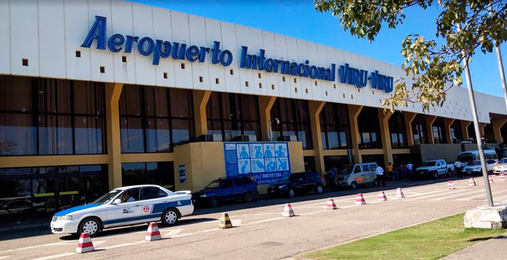 Aeropuerto de Santa Cruz de la Sierra, Bolivia, donde fue detenida la pareja