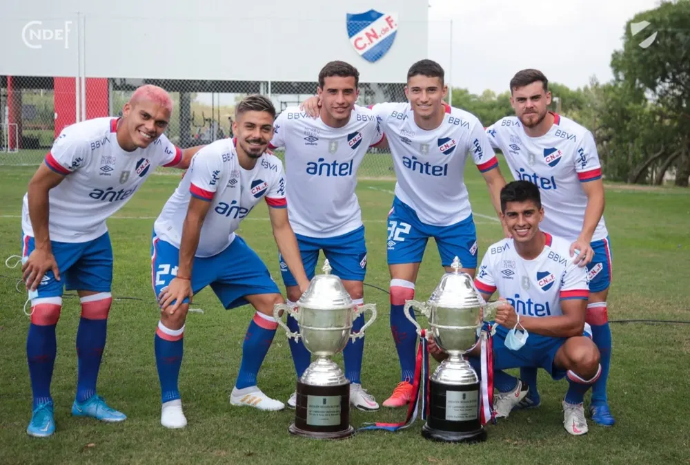 Nacional presentó el ganar para ir por el tricampeonato uruguayo, con seis ganadores de la Libertadores sub 20
