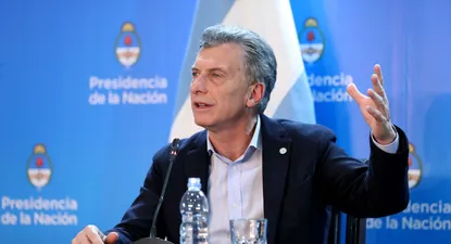 Macri echó a dos influyentes ministros en la noche del sábado