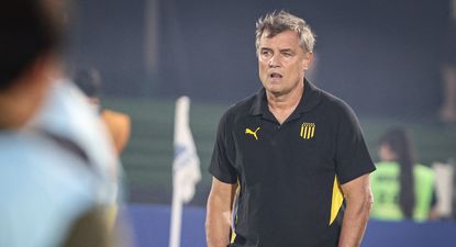 Diego Aguirre tras arrancar el año campeón con Peñarol: su crítica a la organización, la preocupación por las lesiones y el secreto bien guardado de la línea de tres