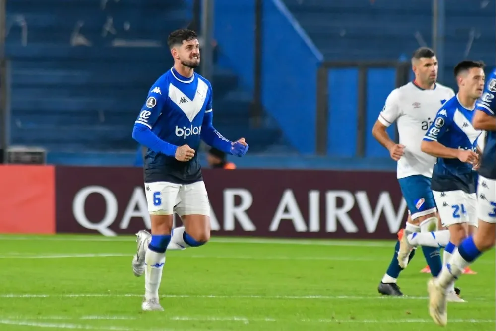 Matías De los Santos, gol a Nacional con Vélez en la Libertadores 2022