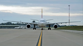 Conflicto sindical en Ancap expone a la conectividad aérea de Uruguay