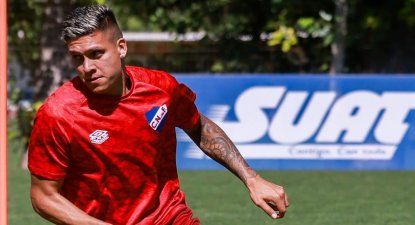 Julián Millán en la práctica de Nacional