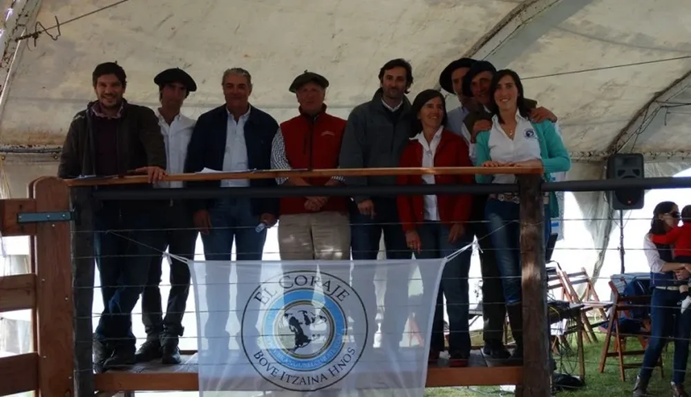El Coraje abrió la zafra de toros 2014 con excelente venta