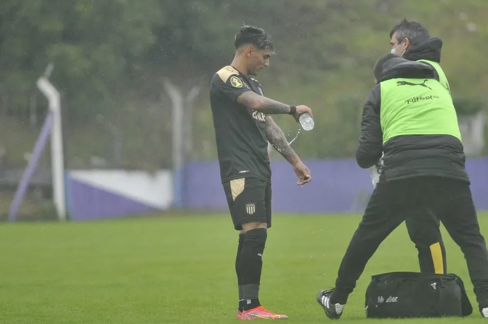 Facundo Torres sobre el final del primer tiempo