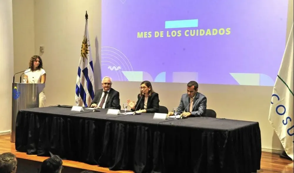 Mes de los Cuidados.