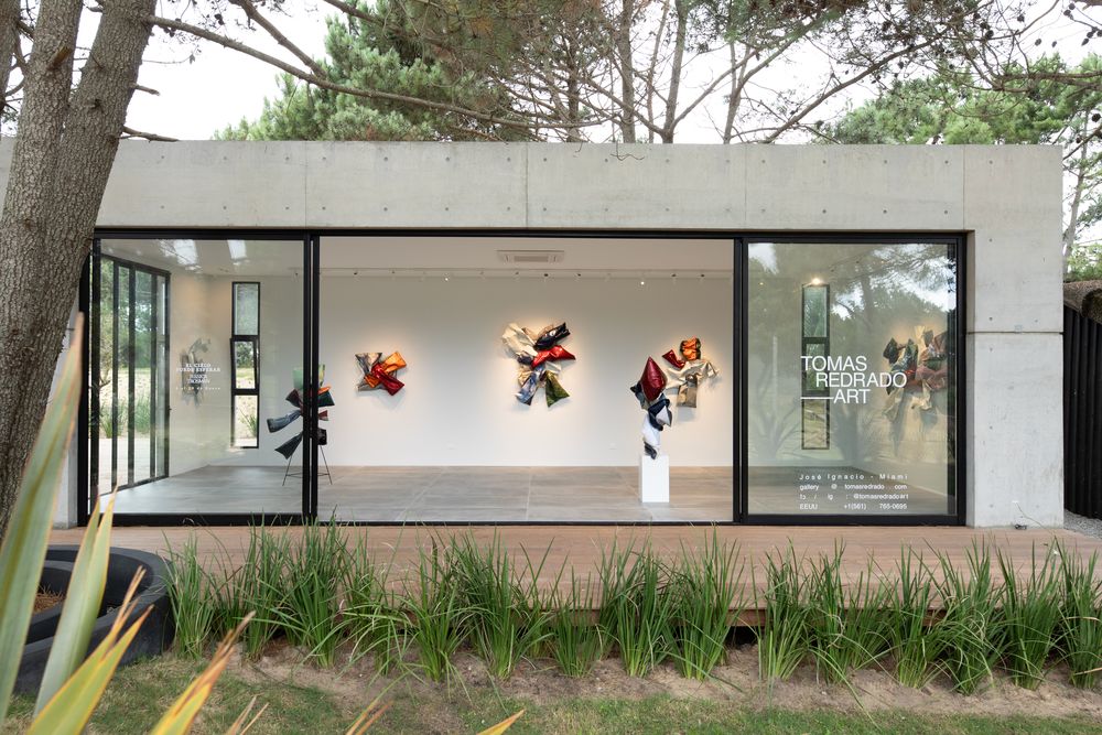 Las obras de Jessica Trosman en Tomás Redrado Art en José Ignacio