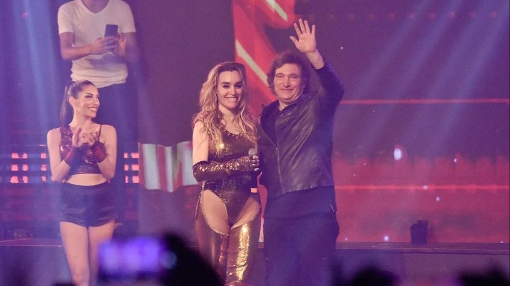 Javier Milei y Fátima Florez