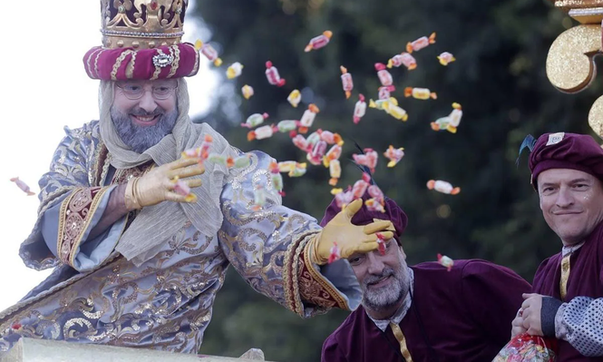 La Cabalgata de Reyes Magos de Cádiz 2025 se realizará el 4 de enero por lluvias.