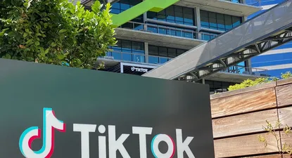 TikTok da un paso más en medio del conflicto con EEUU