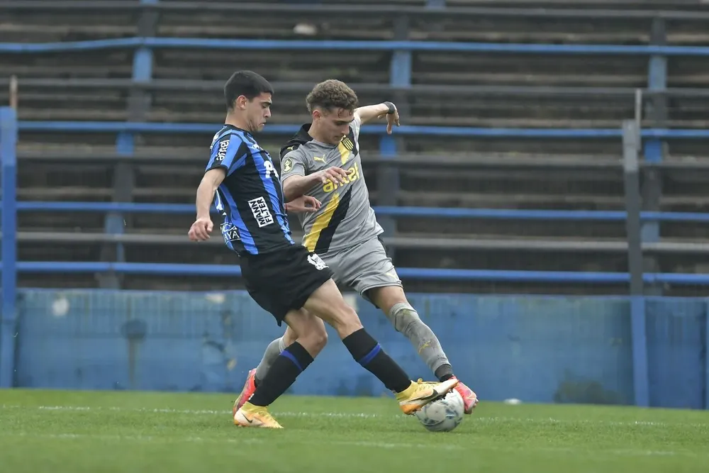 Liverpool y Peñarol en Belvedere