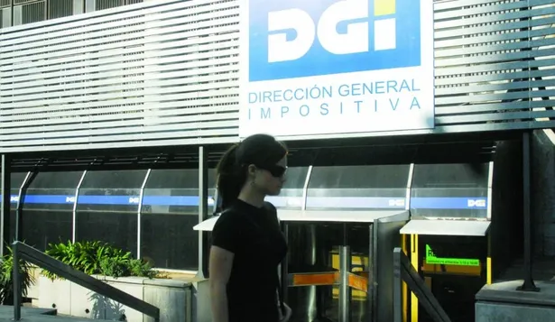 Hay 41.654 contribuyentes de IRPF que deben US$ 35,3 millones