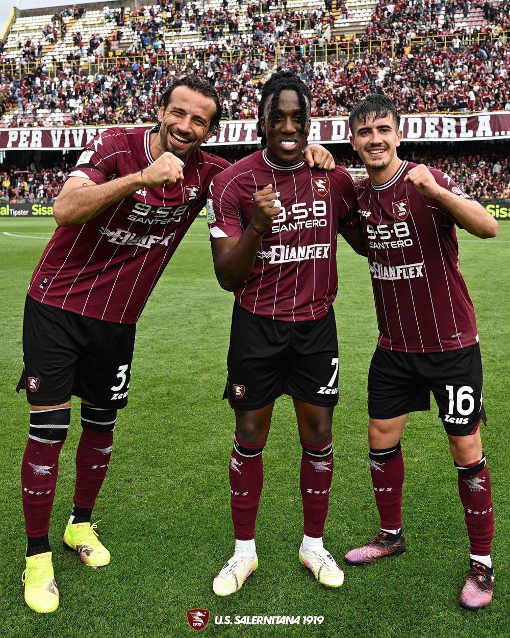 Jugadores de Salernitana Jugadores de Salernitana