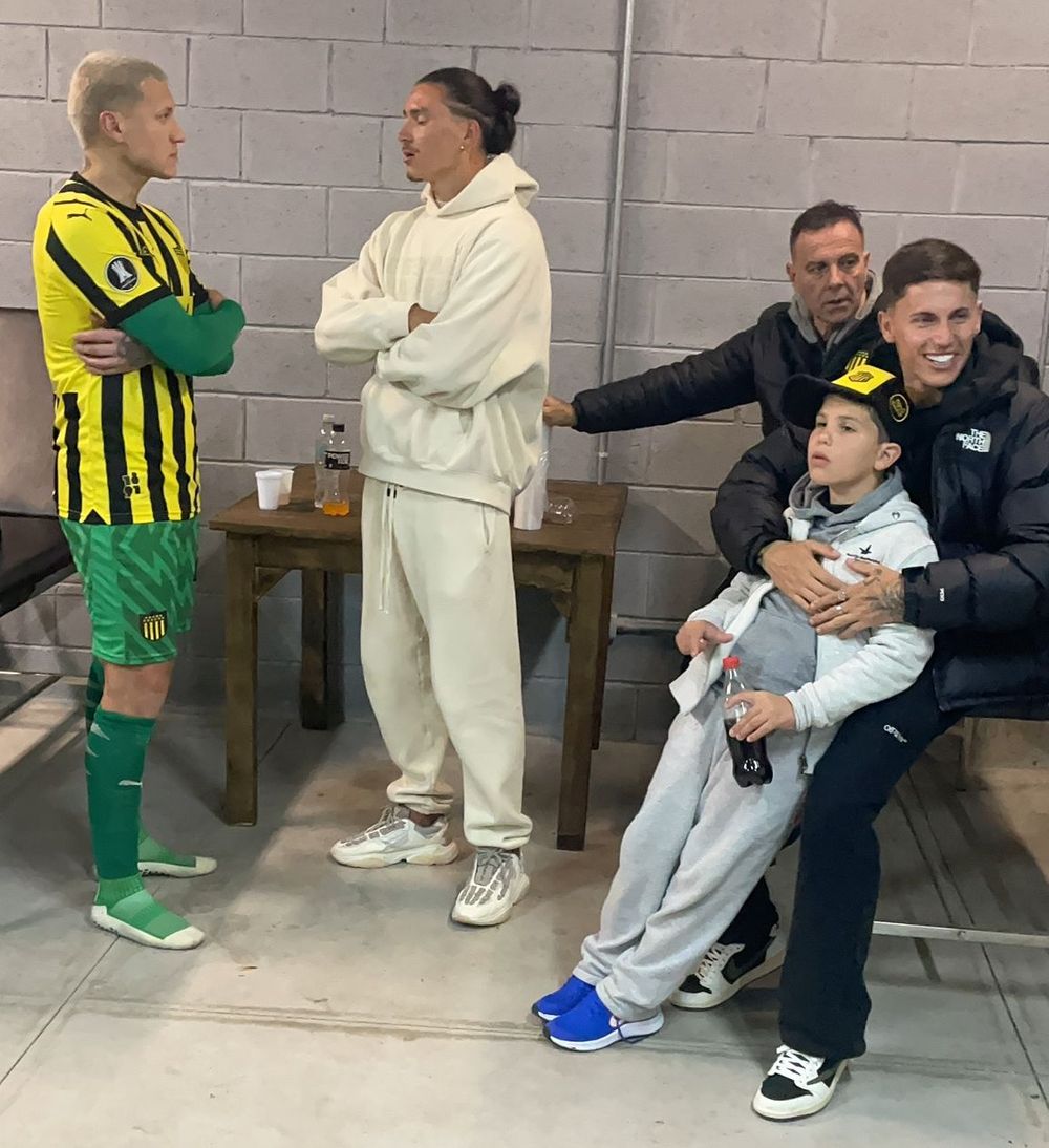 Washington Aguerre, Darwin Núñez y Brian Rodríguez tras Peñarol vs Rosario Central