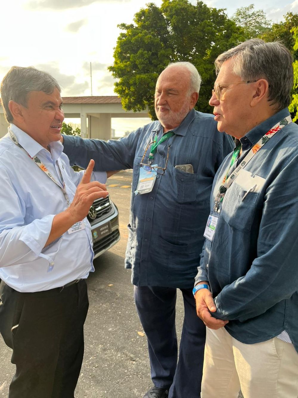 El director general del IICA, Manuel Otero, y su asesor Jorge Werthein, con el ministro de Desarrollo Social de Brasil, Wellington Dias.