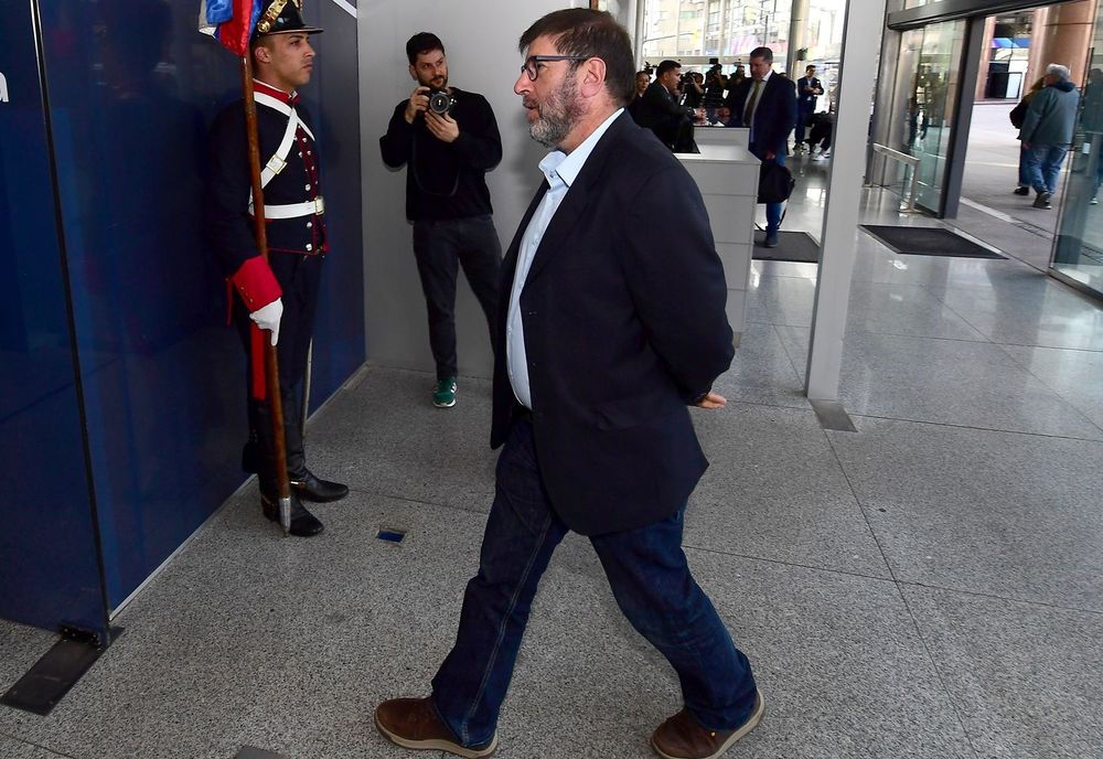 Fernando Pereira llegando a Torre Ejecutiva