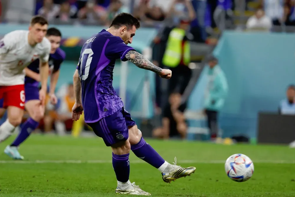 El penal que marró Messi ante Polonia