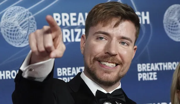 El nuevo negocio de MrBeast: el youtuber más popular del mundo entra al sector financiero con su propia fintech El nuevo negocio de MrBeast: el youtuber más popular del mundo entra al sector financiero con su propia fintech