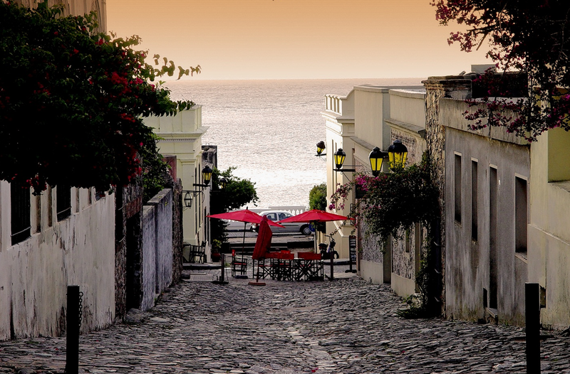 Turismo: Colonia del Sacramento gana competitividad con alojamiento y  gastronomía hasta 48% más baratos que en Buenos Aires