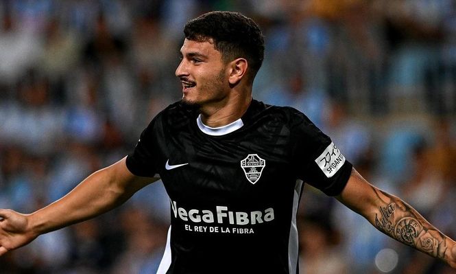 Agustín Álvarez Martínez celebró un gol para Elche de España