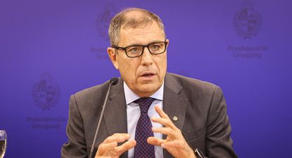 no tiene una idea de lo que me gustan esos caminos: la respuesta de oddone a un empresario del taxi que le pidio liberar el precio para competir con uber