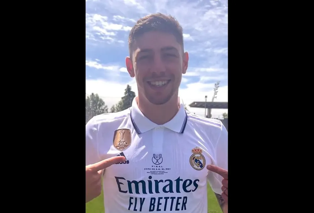 Federico Valverde con la camiseta del Real Madrid para Copa del Rey