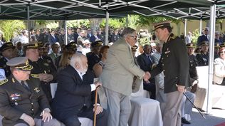 José Mujica junto a Guido Manini Rios durante su presidencia