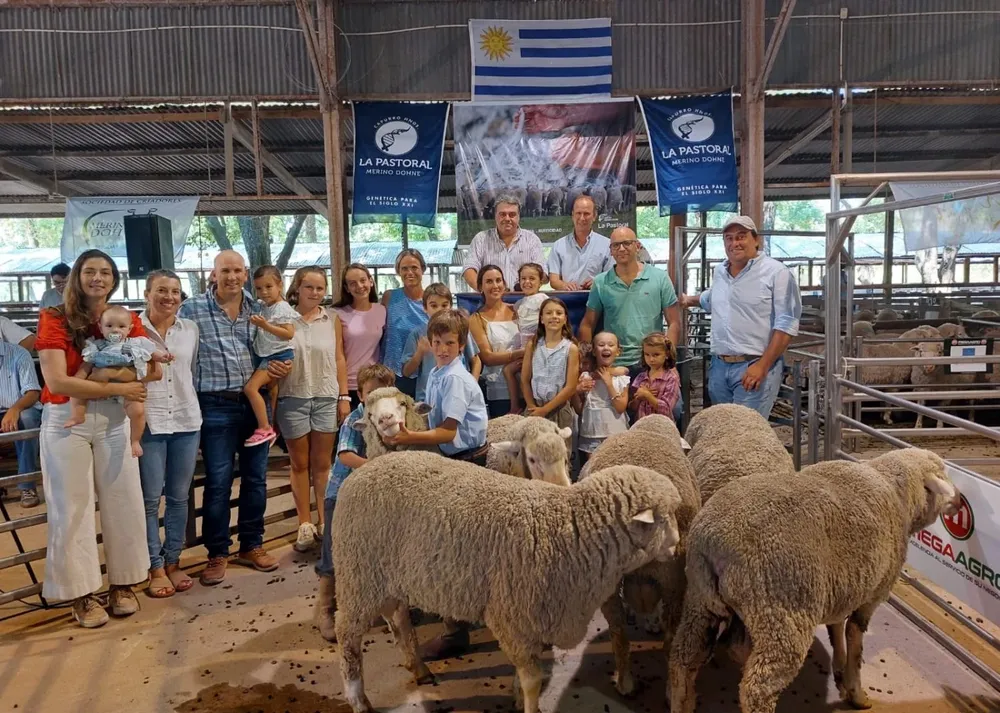El remate se hizo en la Sociedad Rural de Durazno.