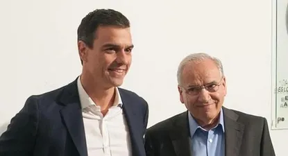 Pedro Sánchez y Alfonso Guerra en un acto del PSOE