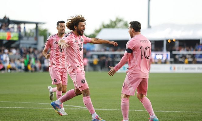 Gol de Maxi Falcón en Inter Miami y festejo con Lionel Messi